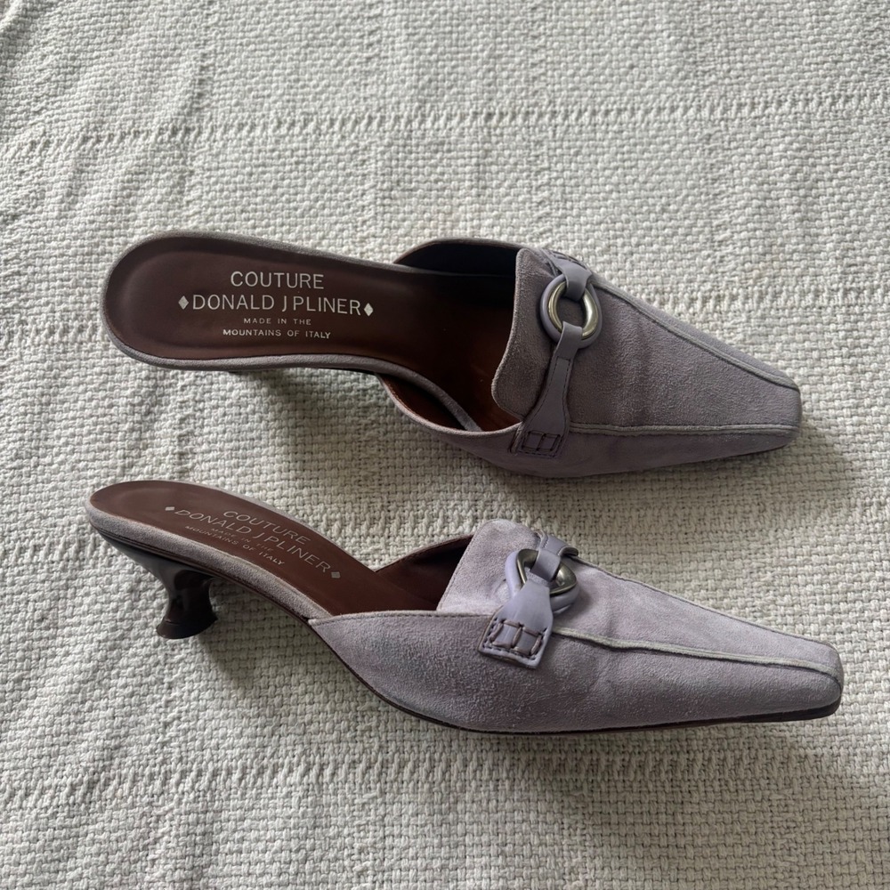 Women's 7 DONALD PLINER Y2K Miami Lilac Kitten Heel Square Toe Mules Shoes